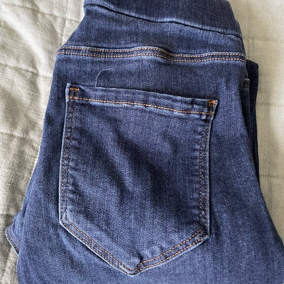 Liverpool jeggings, size 8/29, high-rise ankle. Dark wash. smoke-free home. - Picture 3 of 6